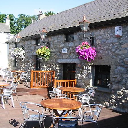 ラウンドウッド The Coach House Bed & Breakfast エクステリア 写真